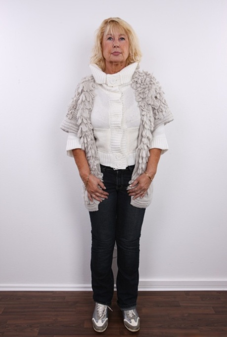 Old granny Regina strips for her first porno audition showing her saggy boobs