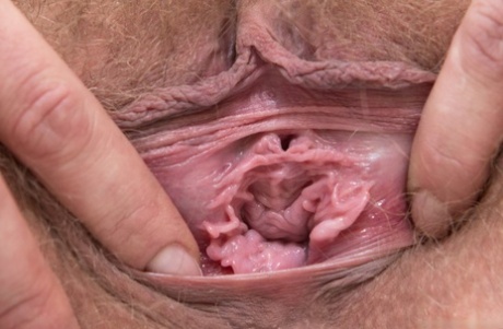 Dirty blonde first timer Ayda parts her snatch for extreme closeup
