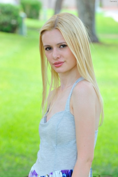 Very skinny blonde cutie Kennedy gets completely naked & spreads ass in public