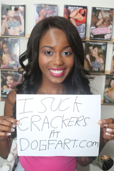 Teen Ebony with natural tits Jezabel Vessir sucks white dick through the hole