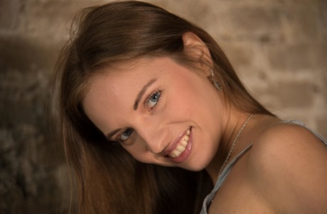 Domai starring Viviann Naked Gallery