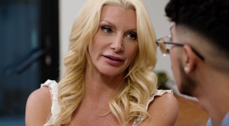 Buxom MILF Brittany Andrews enjoys wild hardcore sex with her stepson